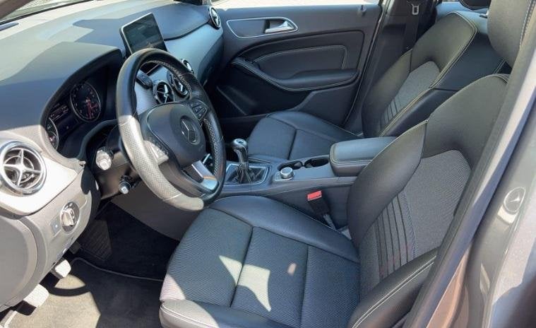 Mercedes-Benz B-klasse 180 Luxury Line | Parkeersensoren | A, Auto's, Mercedes-Benz, Gebruikt, 4 cilinders, 1595 cc, 5 deurs