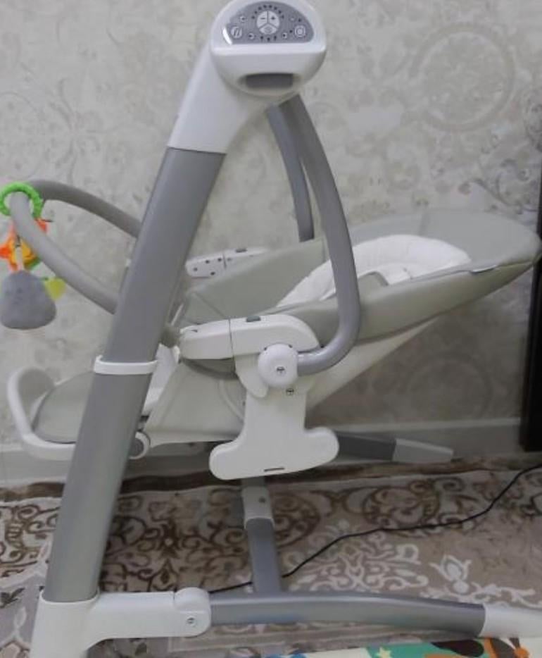 baby schommel wipstoeltje, Kinderen en Baby's, Kinderstoelen, Ophalen