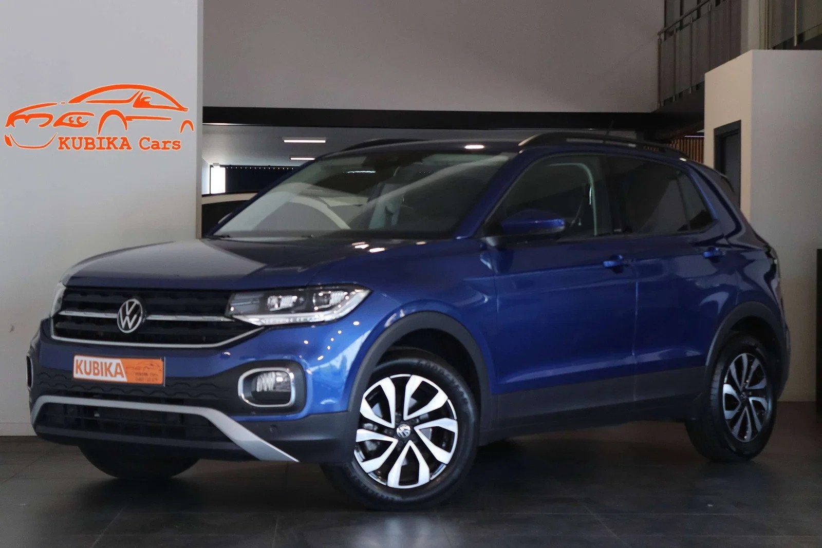 Volkswagen T-Cross T-Cross 1.0 TSI Active Carplay Camera ACC, Auto's, Automaat, Gebruikt, Zwart, 4 cilinders