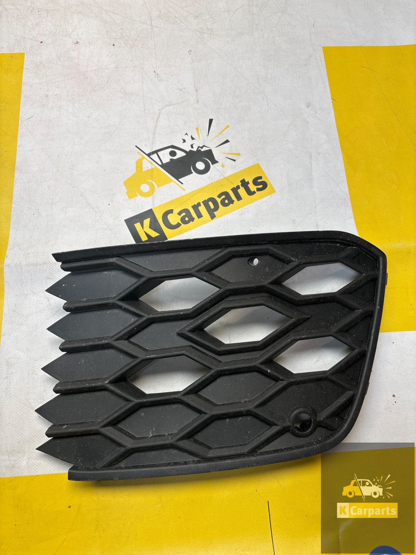 VW Golf 8 grill rooster GTI GTD GTE ORIGINEEL 5H0853666, Info@fabrikant.eu, Bumper, Fabrikant BV, Gebruikt