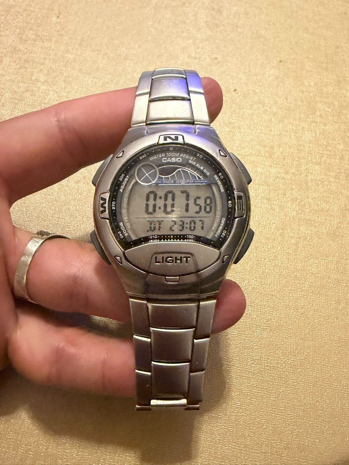 Montre casio  w-753D-1Aves, Bijoux, Sacs & Beauté, Montres | Femmes, Enlèvement ou Envoi, Comme neuf