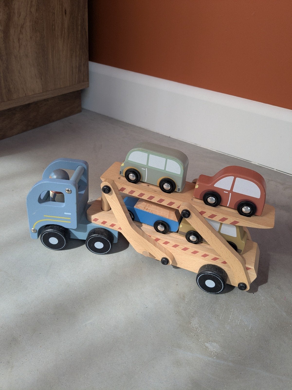 Houten vrachtwagen Little Dutch, Ophalen