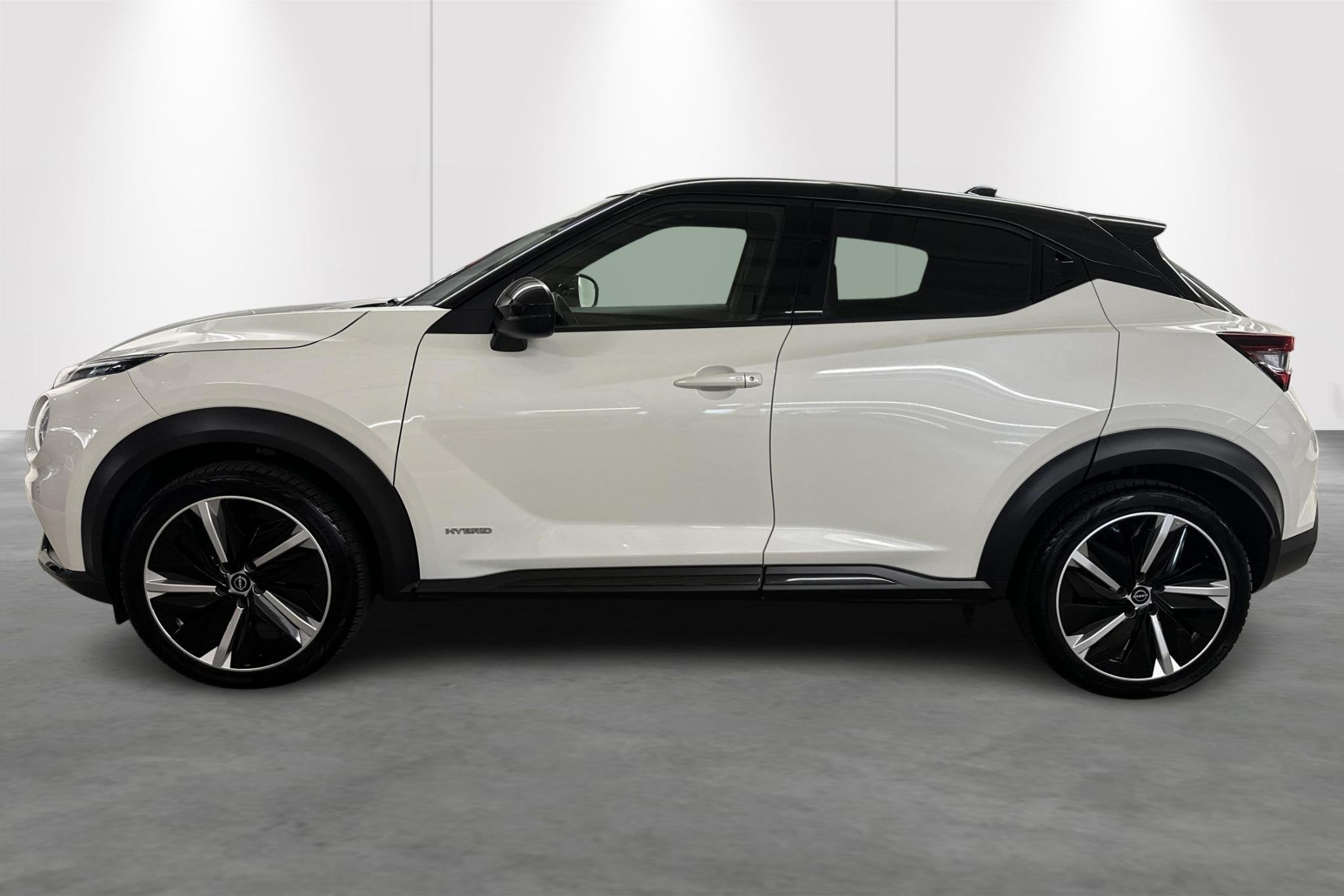 Nissan Juke 1.6 Hybrid 145 N-Design, Stof, Gebruikt, 750 kg, 4 cilinders