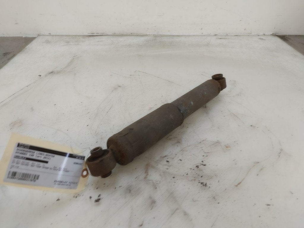 SCHOKBREKER LINKS ACHTER Hyundai i20 (|553004P001|), Hyundai Motor Deutschland GmbH, Gebruikt, Kaiserleipromenade 5
63067  Offenbach am Main, DE