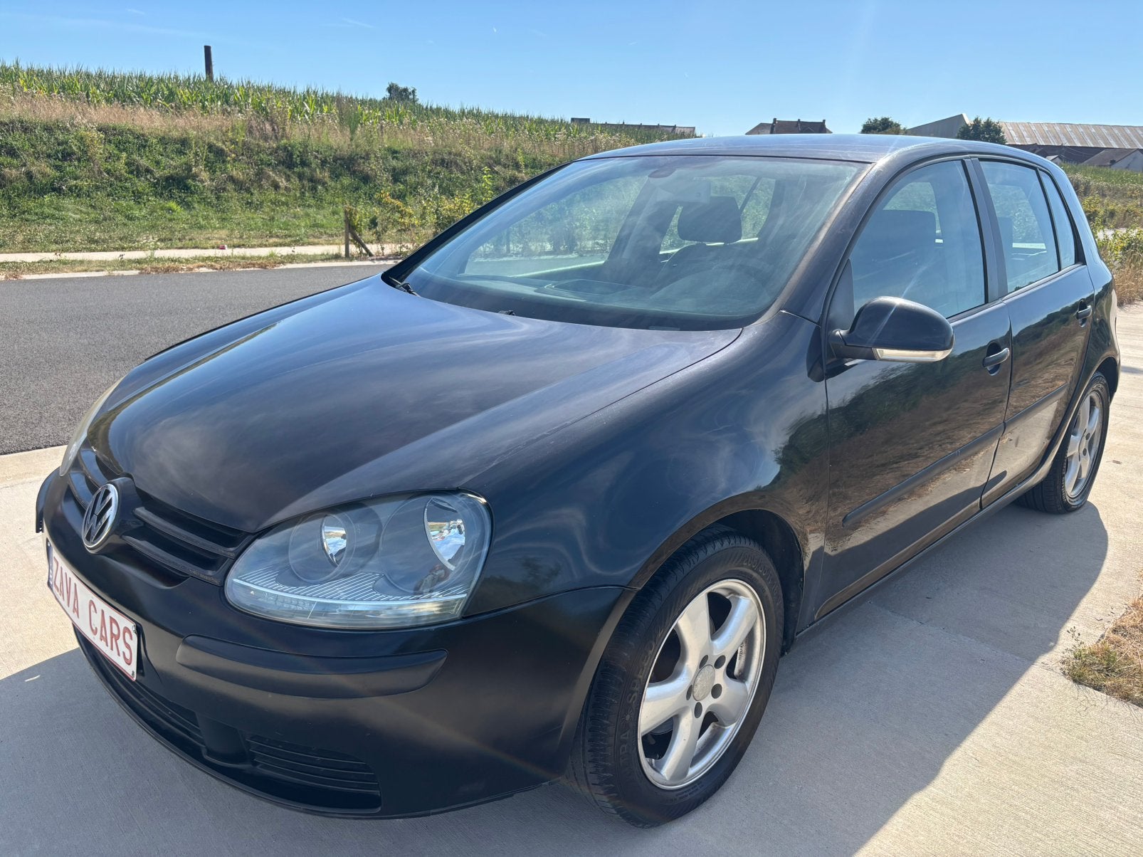 Volkswagen Golf 5 2.0 SDI premier propriétaire 210000KM, Auto's, Parkeersensor, Zwart, 4 cilinders, Zwart