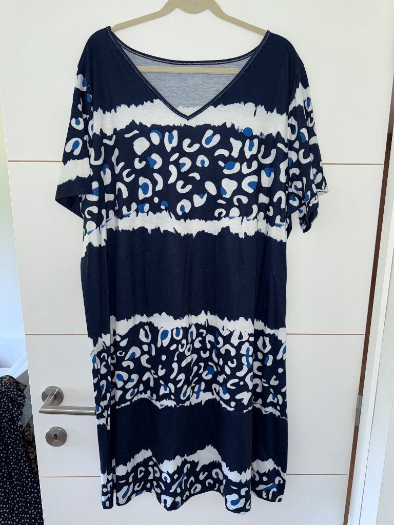 Robe Shein Curve bleue à motifs, Neuf, Enlèvement ou Envoi, Bleu, SHEIN