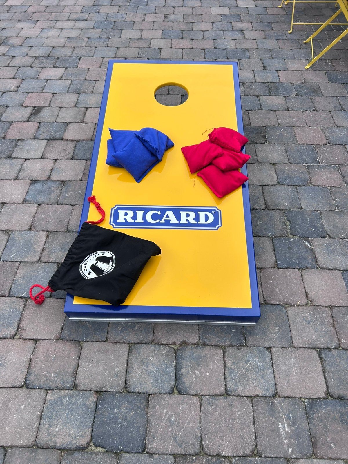 Cornhole Ricard, Enlèvement, Comme neuf