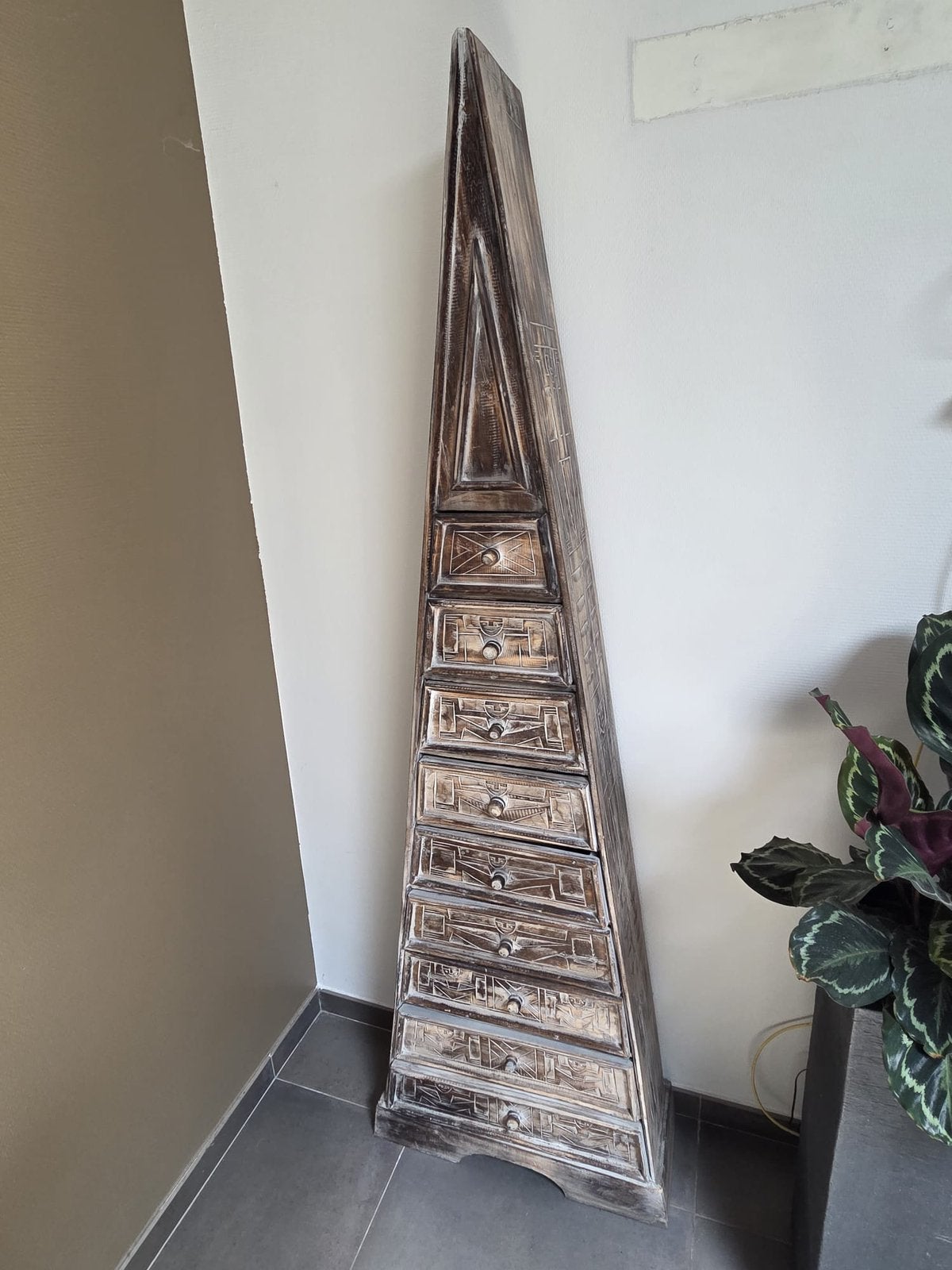 Kast te koop, Ophalen