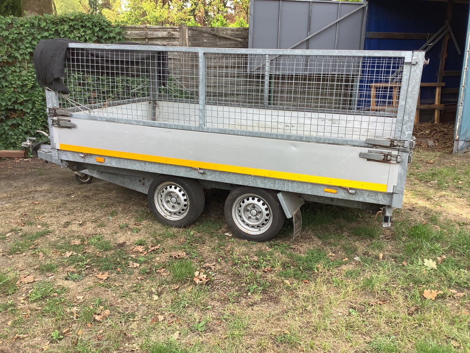Aanhangwagen kipper, Ophalen, Gebruikt