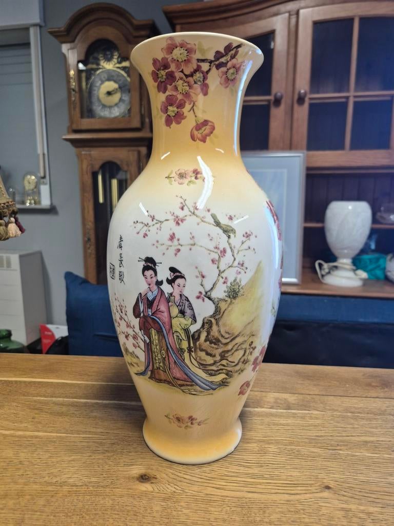 Chinese vaas geel wit, Ophalen of Verzenden