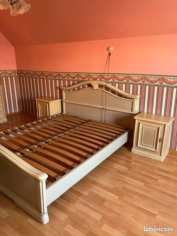 Slaapkamer: bed van 160 cm, zeer grote kledingkast, Ophalen, Gebruikt, Tweepersoons