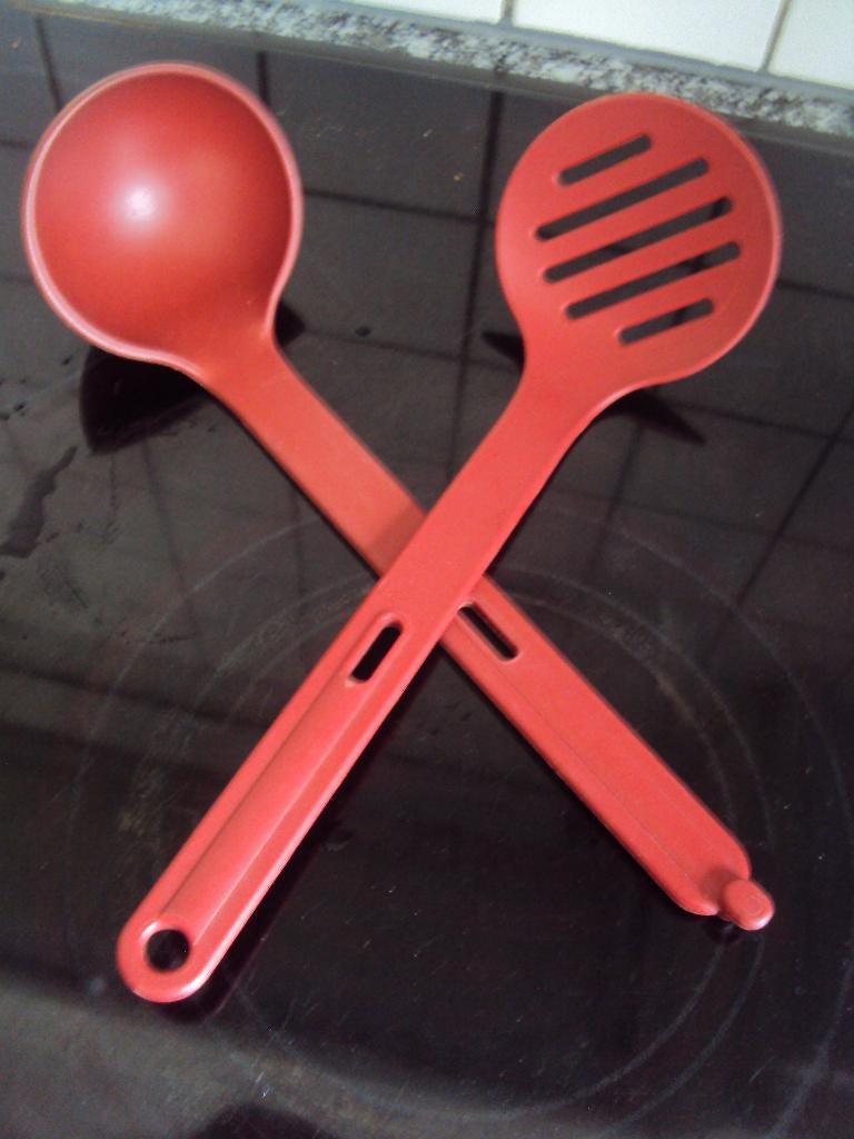 Tupperware, grote pollepel en schuimspaan, retro kleur, Ophalen of Verzenden