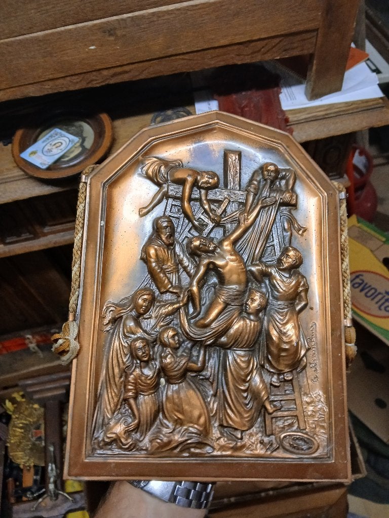 Objet religieux signé, Enlèvement ou Envoi