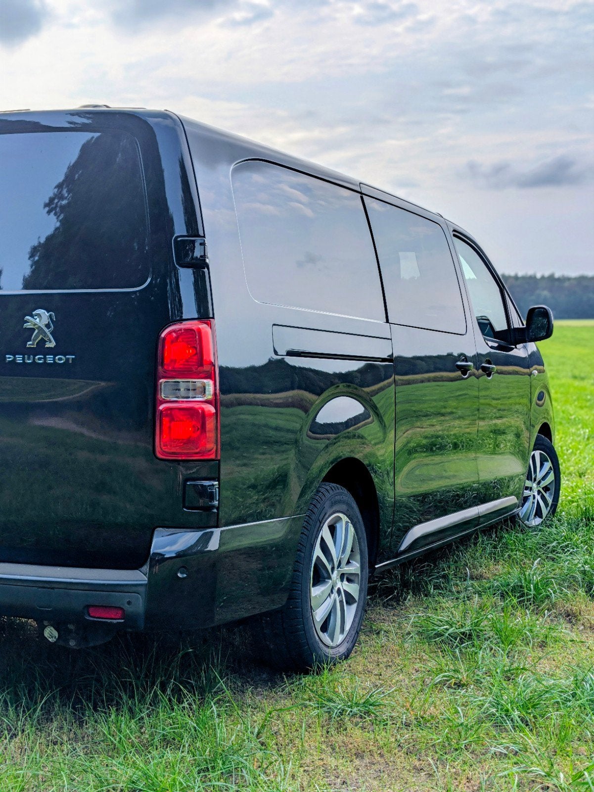 Peugeot expert dubbele cabine, 8 traps automaat, Auto's, Stof, Automatische klimaatregeling, Euro 6, Zwart