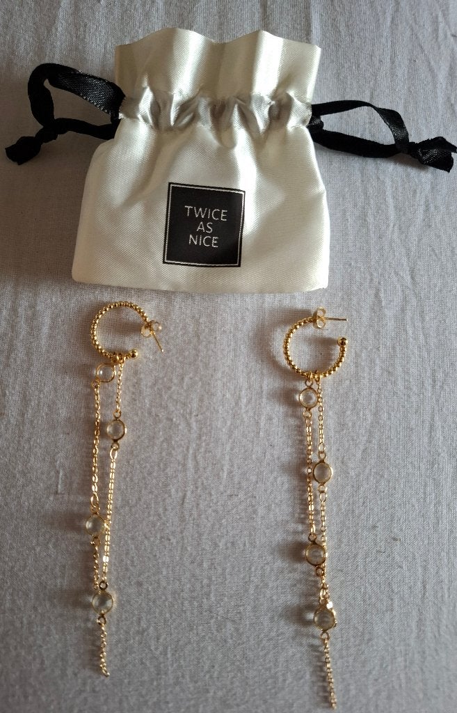 Deux fois plus belles longues boucles d'oreilles en or, Bijoux, Sacs & Beauté, Or, Comme neuf, Enlèvement, Argent