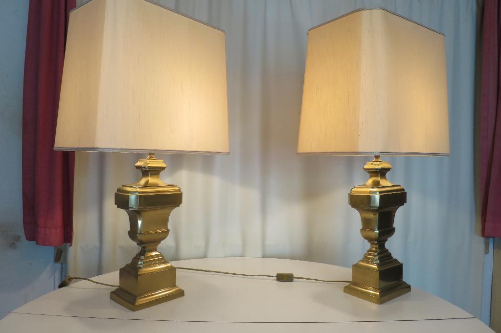 2 Italiaanse hollywood regency messing lampen 50's Gomiero, Ophalen, Zo goed als nieuw, Overige materialen