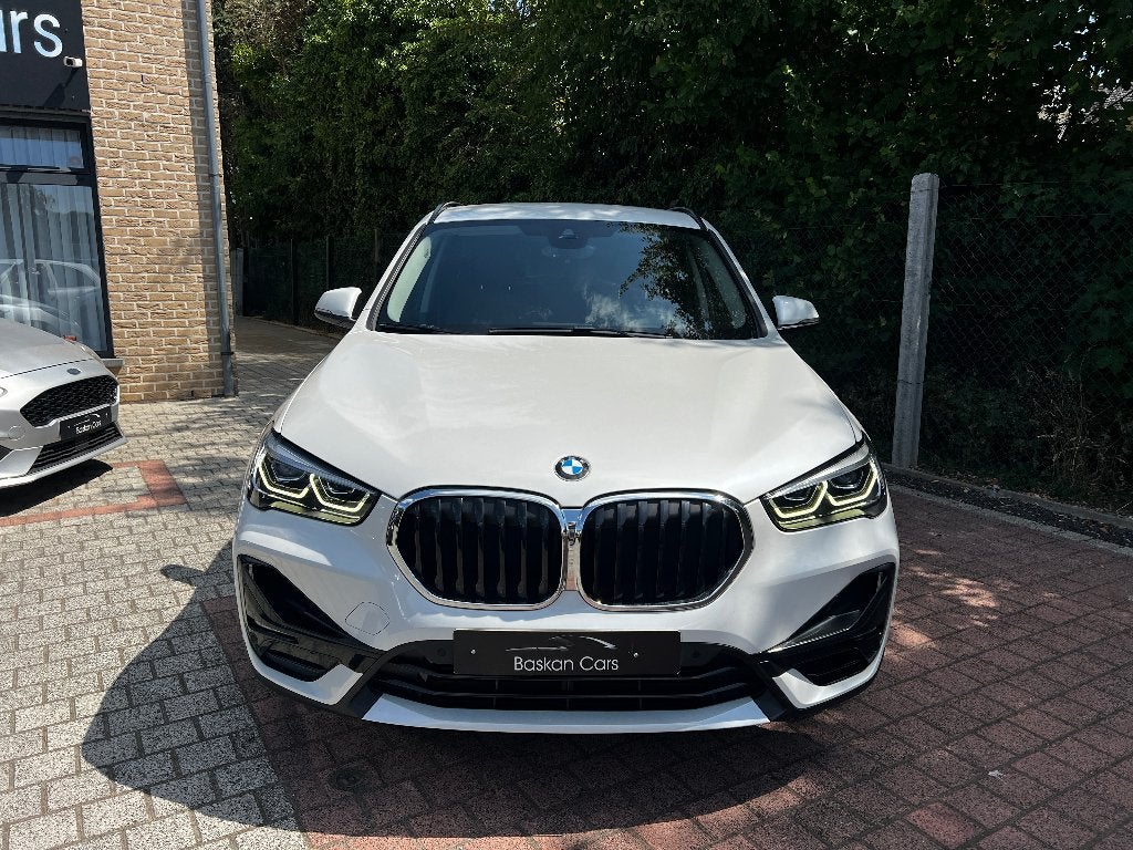 BMW X1 M PACK/M2020/60.000KM/NAVI/LEER/12M GARANTIE, Auto's, Wit, 5 deurs, SUV of Terreinwagen, https://public.car-pass.be/vhr/d6de13d7-07d8-49e7-a05b-aa2d4a2f9f71