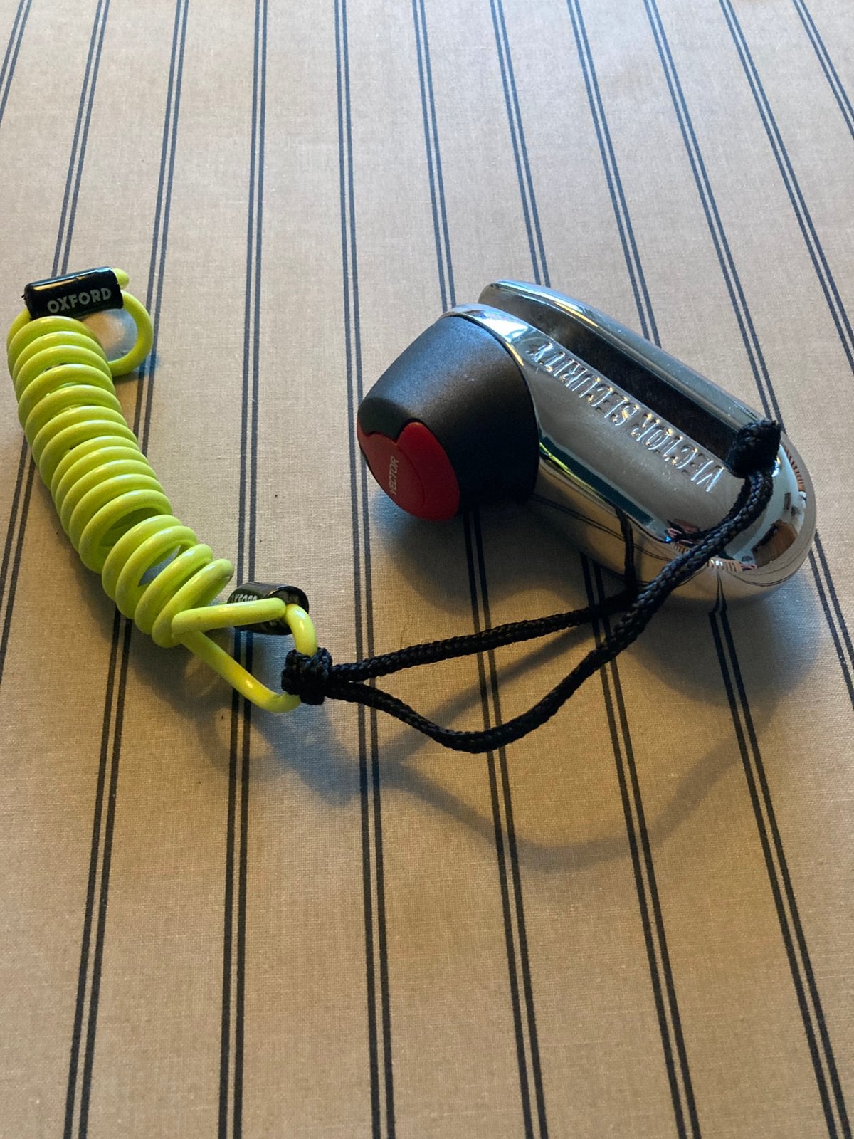 Vector Security Remschijfslot Chrome - Oxford kabel, Motos, Enlèvement ou Envoi, Comme neuf