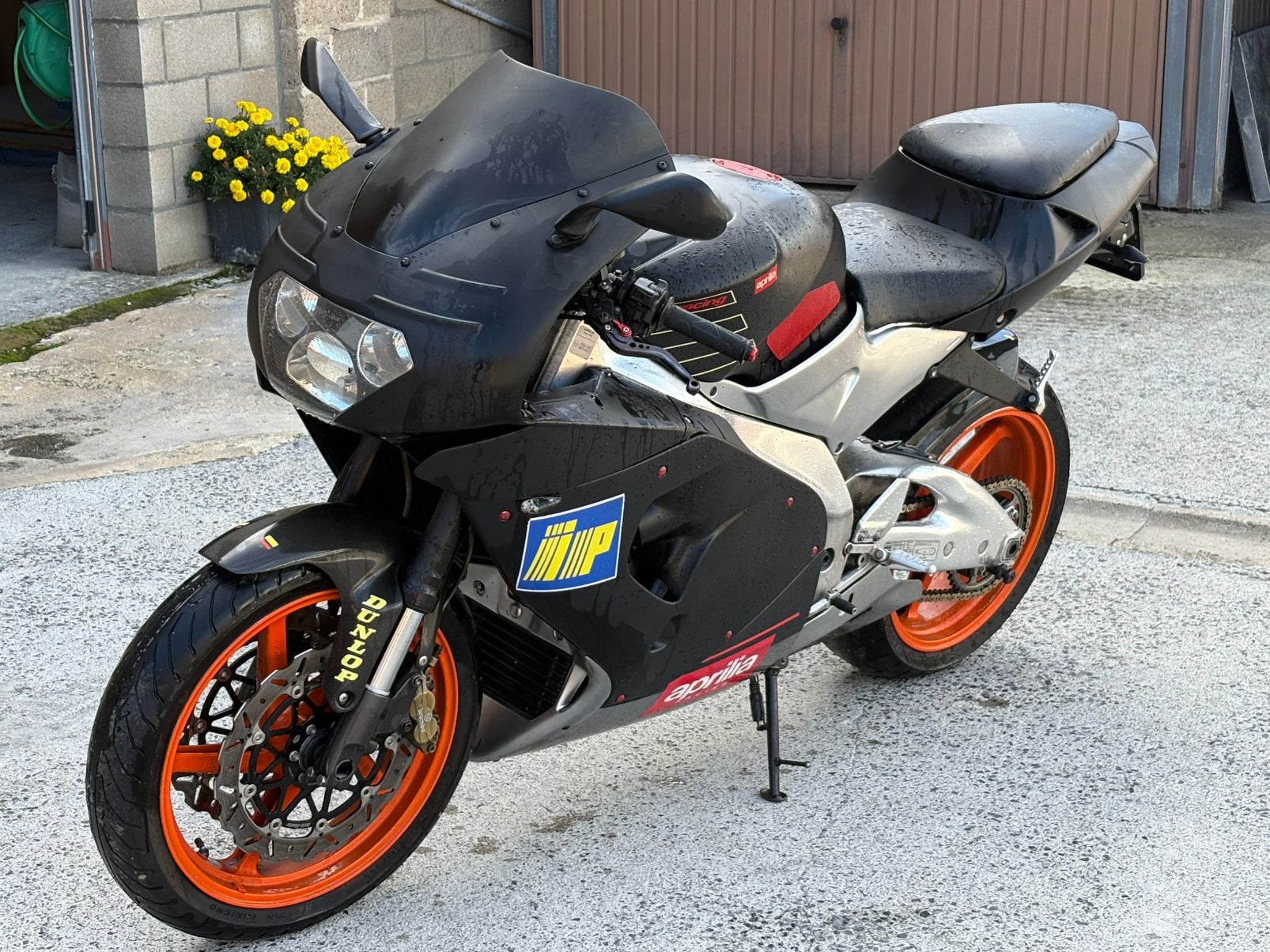 L'Aprilia RSV 1000 doit partir de toute urgence, Motos, Particulier