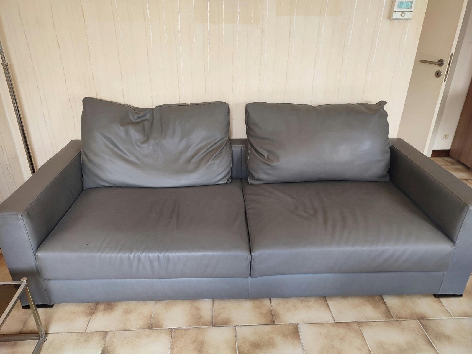 Siège en cuir en bon état, Maison & Meubles, Enlèvement, Utilisé, Cuir