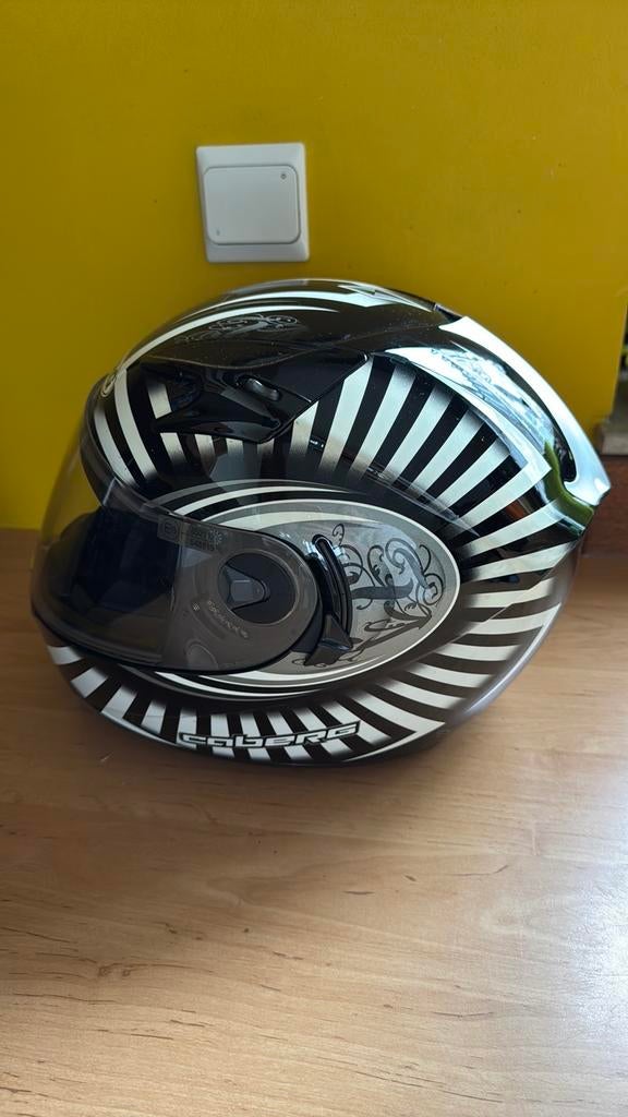 Casque Caberg Helmets V2R integral M 57-58 avec housse, Motos, Enlèvement ou Envoi