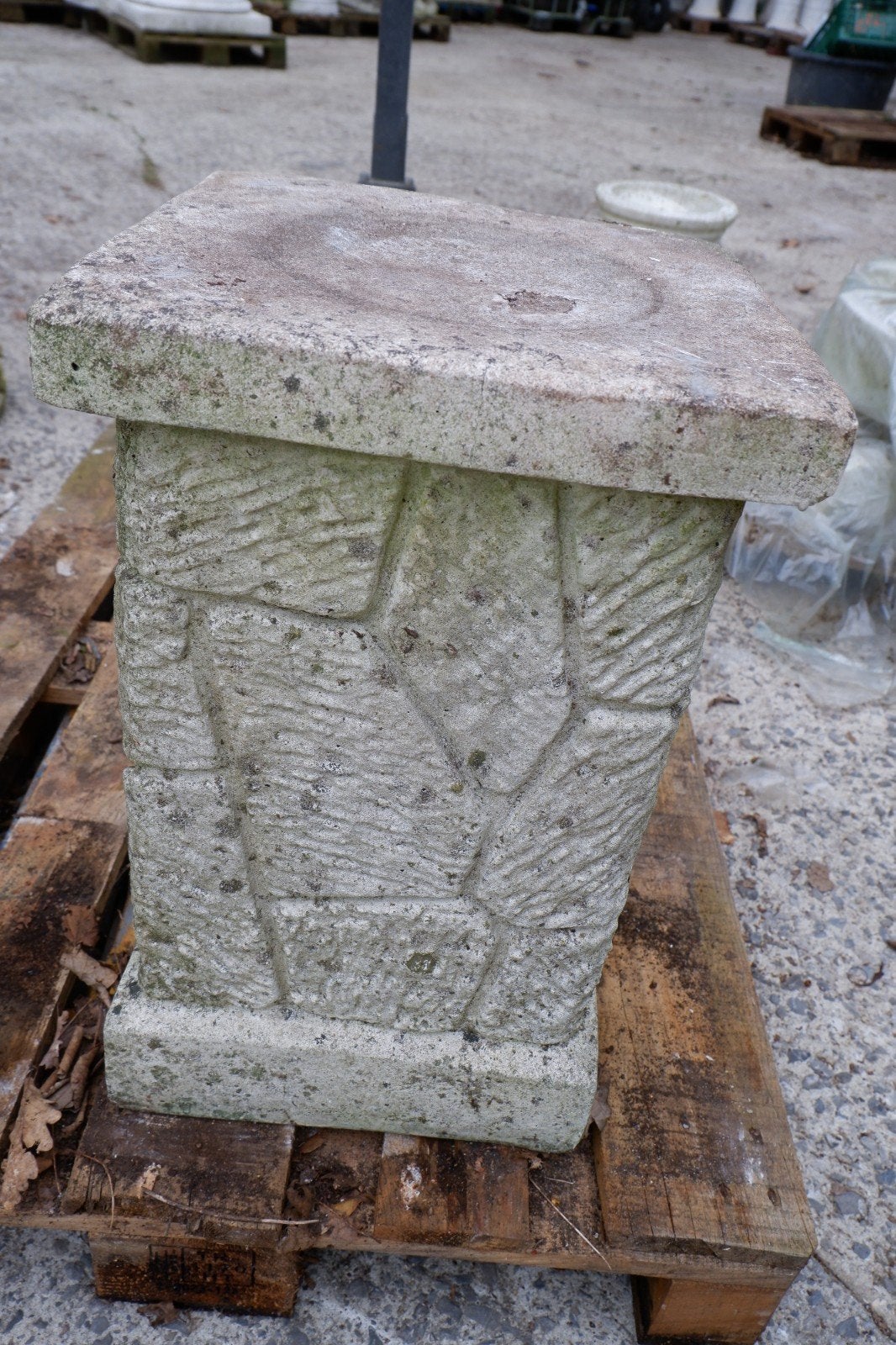 Socle en béton, Ophalen, Beton