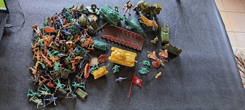 Lot plastiek soldaatjes (Army men), Verzamelen, Ophalen of Verzenden