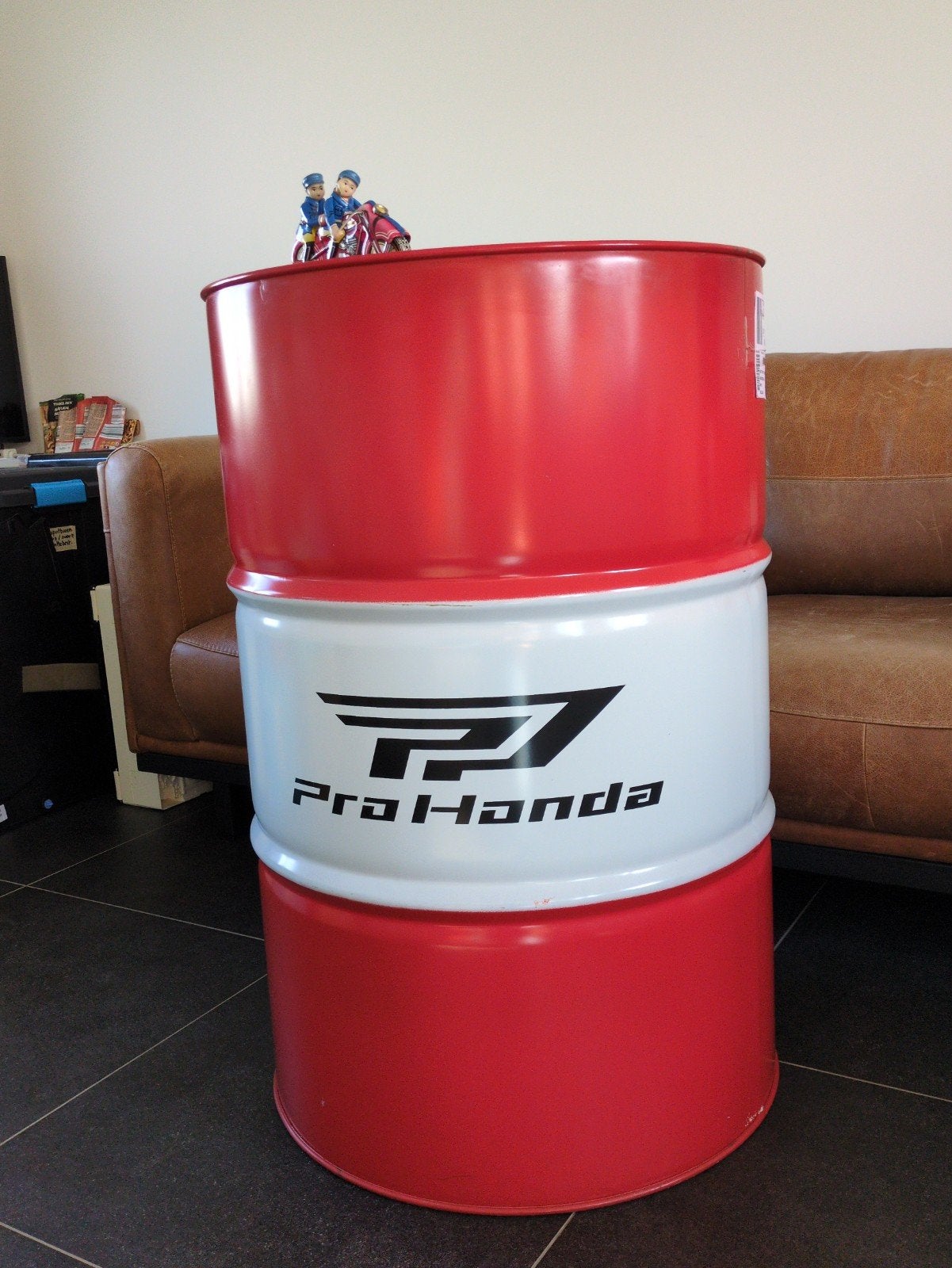 mooi olievat honda pro oil, Ophalen, Zo goed als nieuw