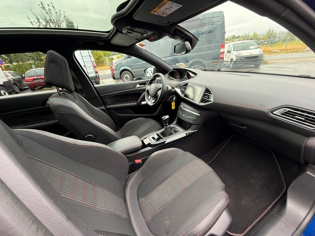 Peugeot 308 (Stock ID 57189) — 13