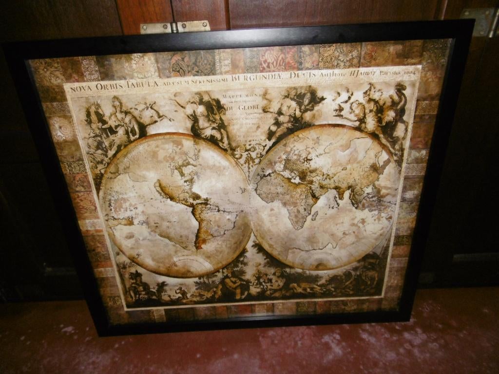 Mooi ingelijste landkaart(decoratie), Huis en Inrichting, Zo goed als nieuw, Glas, Wandbord of Wandpaneel, 124 cm