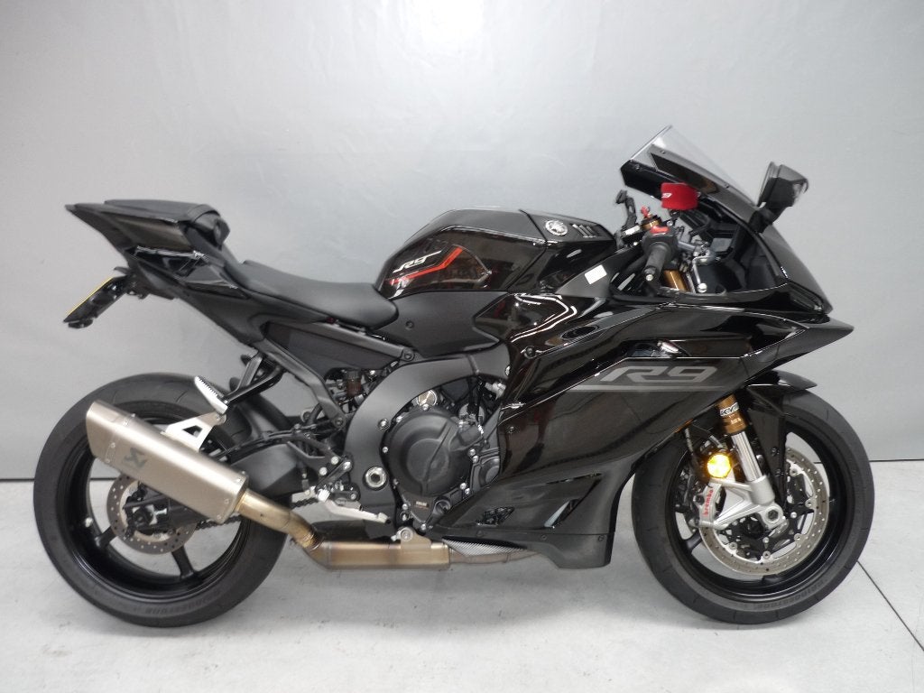 YZF-R9 très légèrement accidentée, Entreprise, Plus de 35 kW, Super Sport, 3 cylindres
