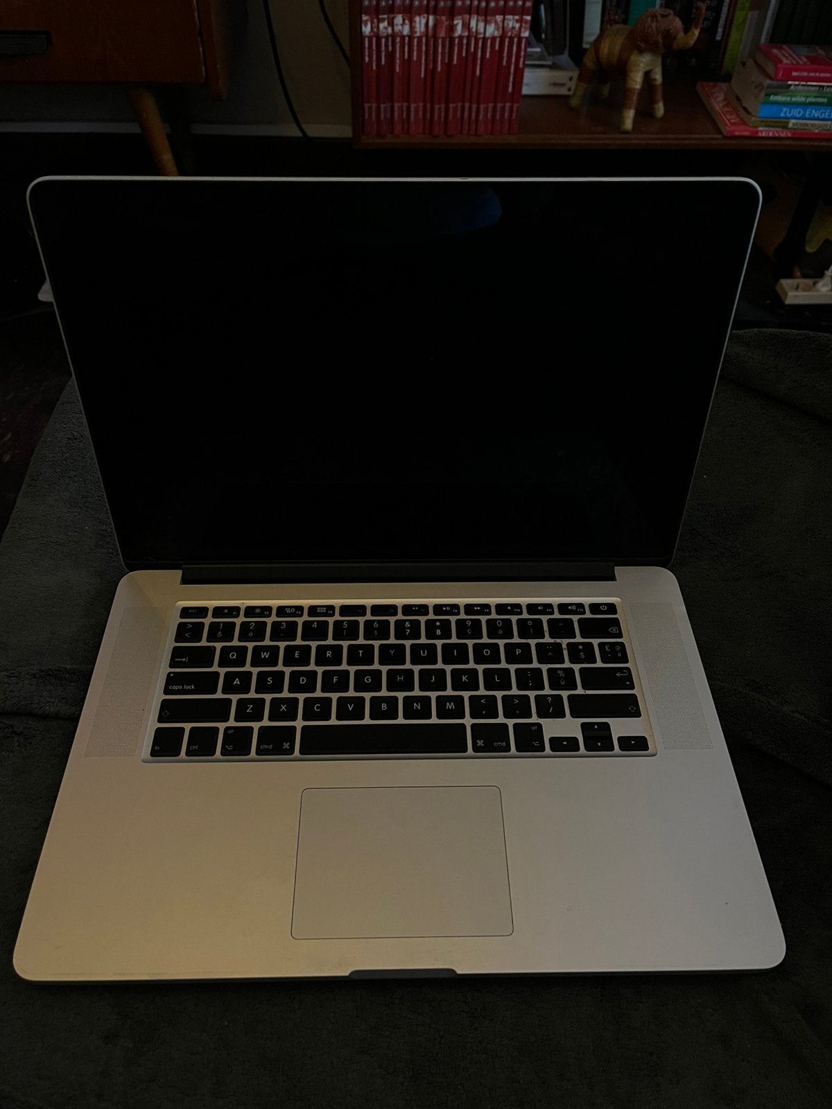MacBook Pro Retina 15” (Mid 2012) – i7 – 8 GB – 256 GB SSD, Informatique & Logiciels, Apple Macbooks, 256 GB, 8 GB, Utilisé, 15 pouces