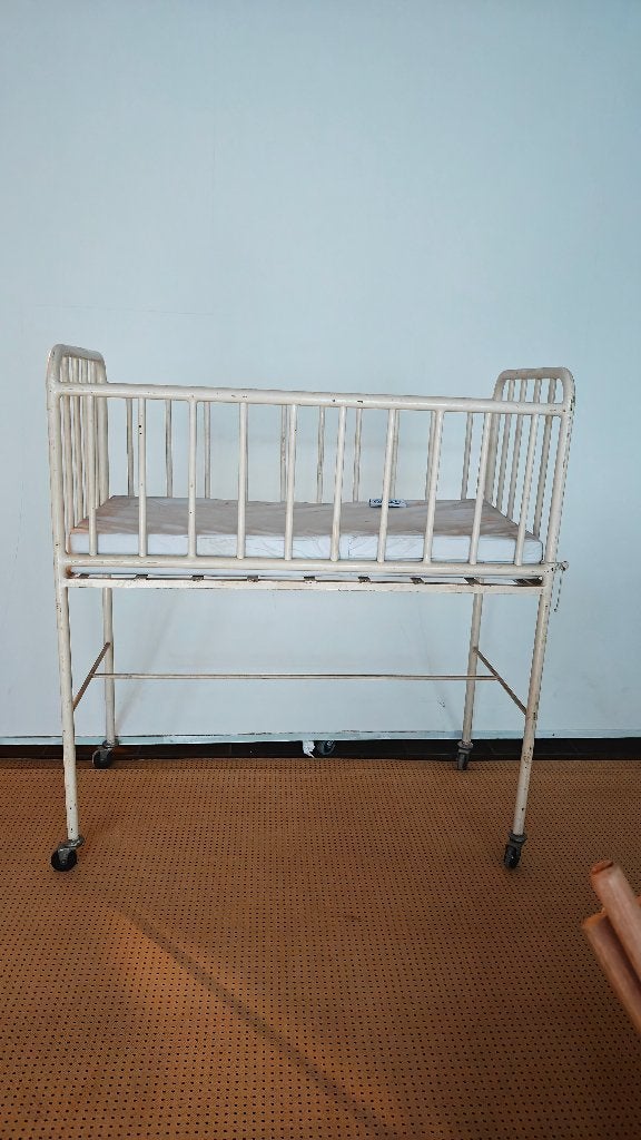 Vintage Ziekenhuisbedje / Co-Sleeper, Enlèvement, Utilisé, Berceau