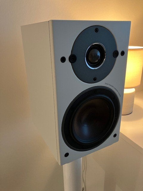 DALI draadloze speakers en subwoofer & soundhub met TV input, Ophalen, Zo goed als nieuw, Surroundset, Inclusief kabels