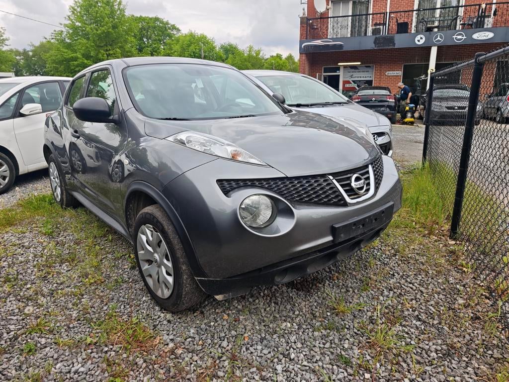 Nissan Juke 1.5 Diesel 232000 km bij 2013, Auto's, Voorwielaandrijving, Stof, Zwart, 4 cilinders