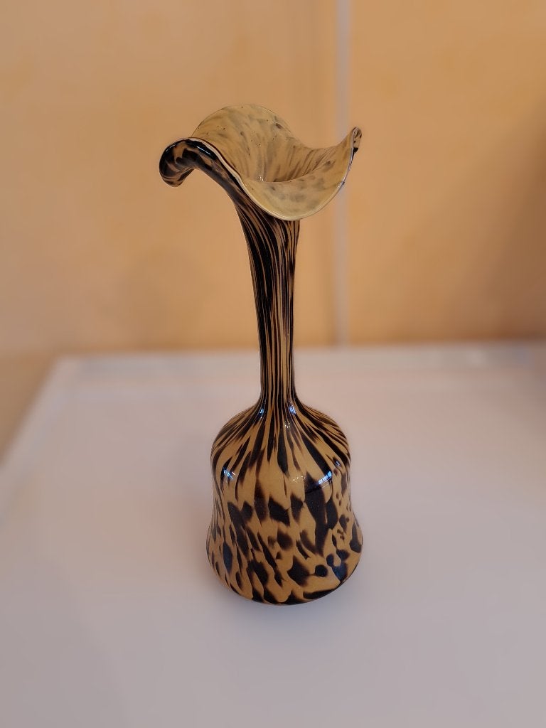 Vase en verre, Enlèvement