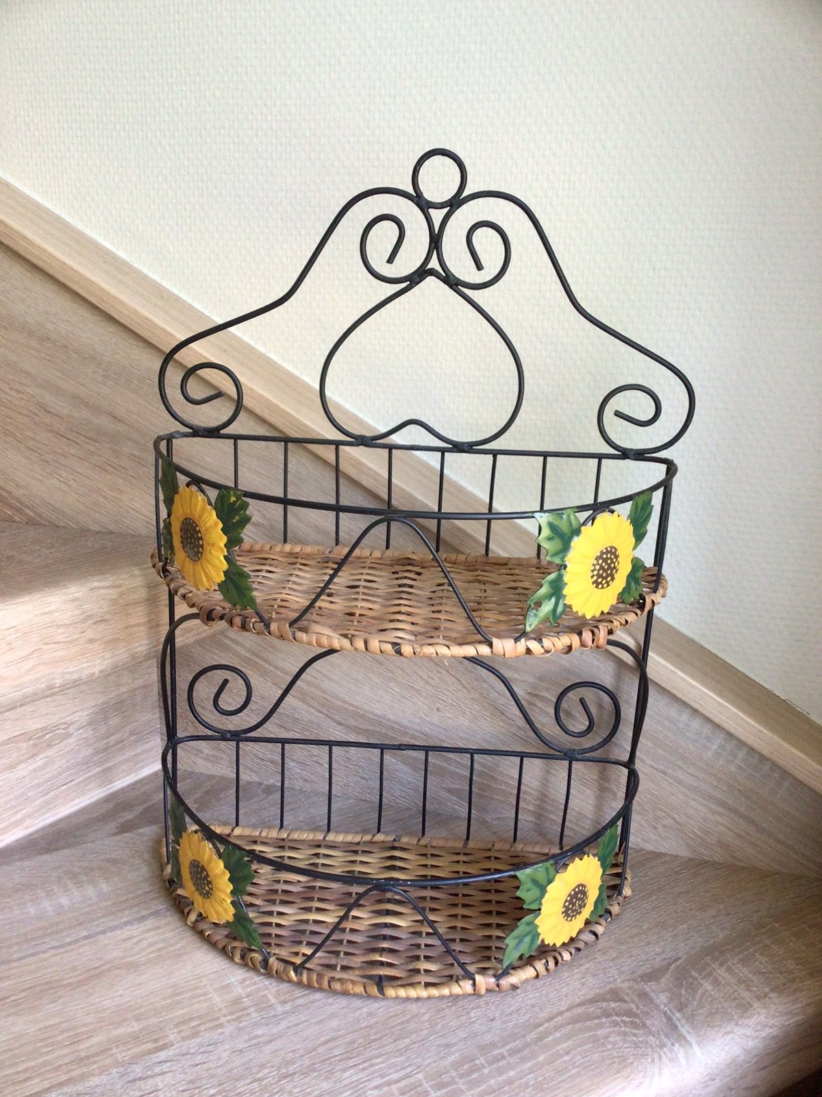 Étagère murale vintage en osier, Avec système de suspension, Enlèvement, Utilisé, Étagère