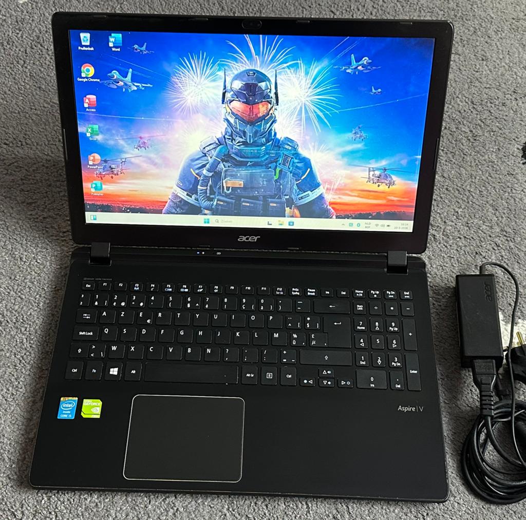 15.6’Acer/i5-4200U/8gb ram/128gb ssd/2gb Nvidia/500gb hdd/, Computers en Software, Chromebooks, Zo goed als nieuw, Ophalen