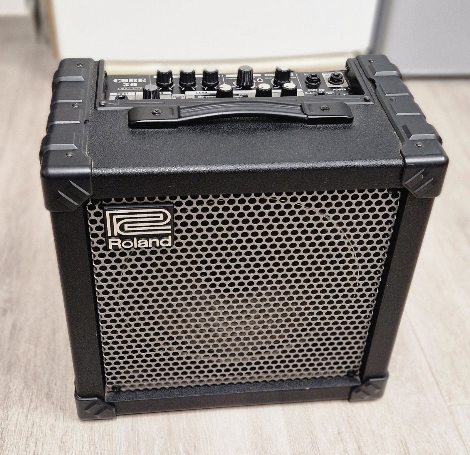 Roland Cube 30, Muziek en Instrumenten, Ophalen, Gebruikt, Gitaar, Minder dan 50 watt