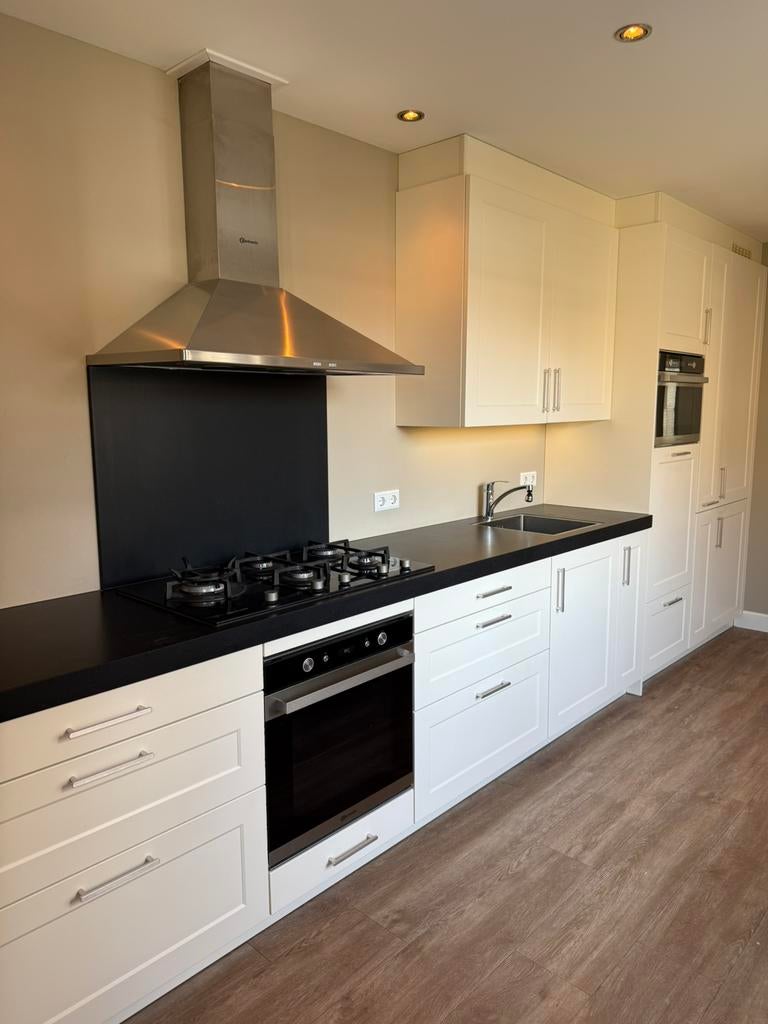 Complete ZEER NETTE Rechte Keuken + Apparatuur GEDEMONTEERD, Huis en Inrichting, Keuken | Complete keukens, Enkelwandige keuken
