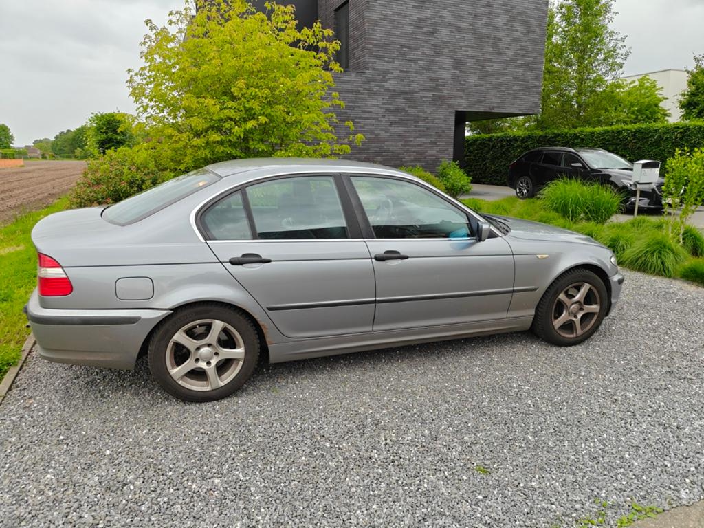 Bmw 320d E46, Auto's, Achterwielaandrijving, Zwart, 4 cilinders, Leder