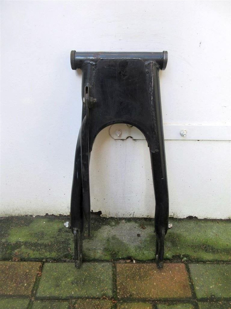 Suzuki GSX400 achterbrug GSX 400 E achter brug swingarm vork, Enlèvement ou Envoi, Utilisé