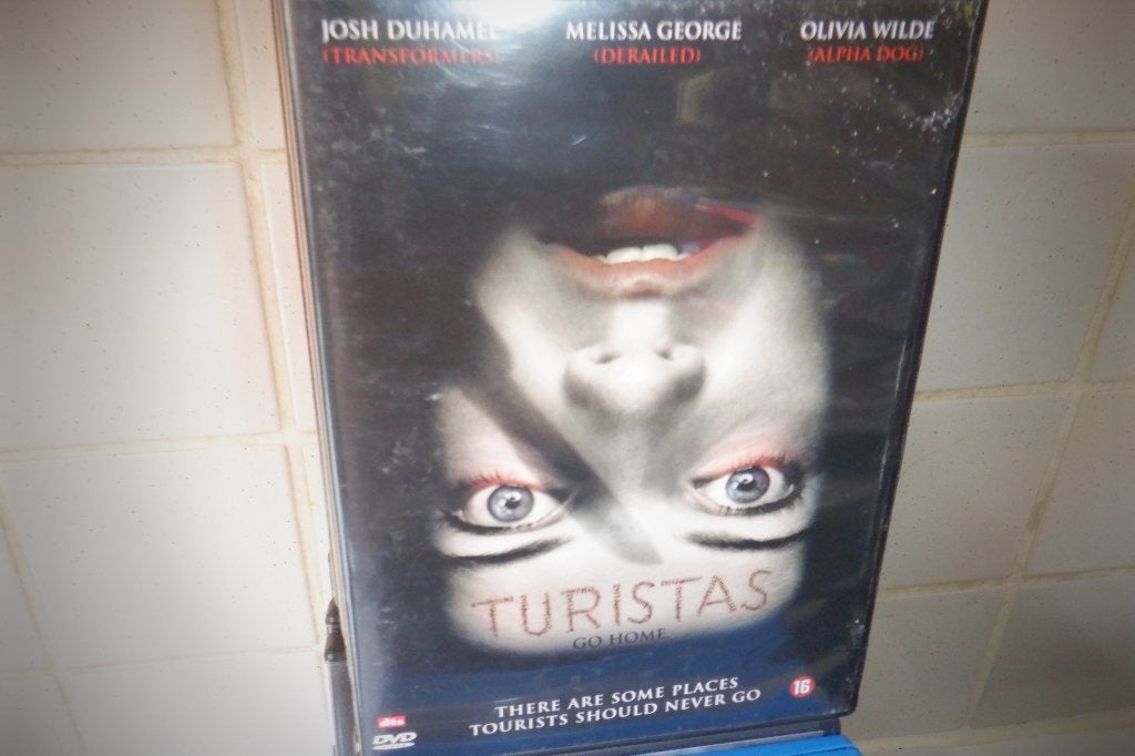 DVD Turistas Go Home., Cd's en Dvd's, Dvd's | Horror, Engels, Vanaf 16 jaar, Nederlands, Ophalen of Verzenden