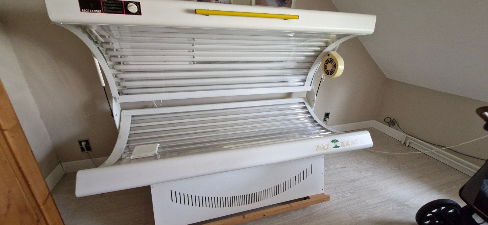 Zonnebank, Elektronische apparatuur, Zonnebanken en Gezichtsbruiners, Ophalen