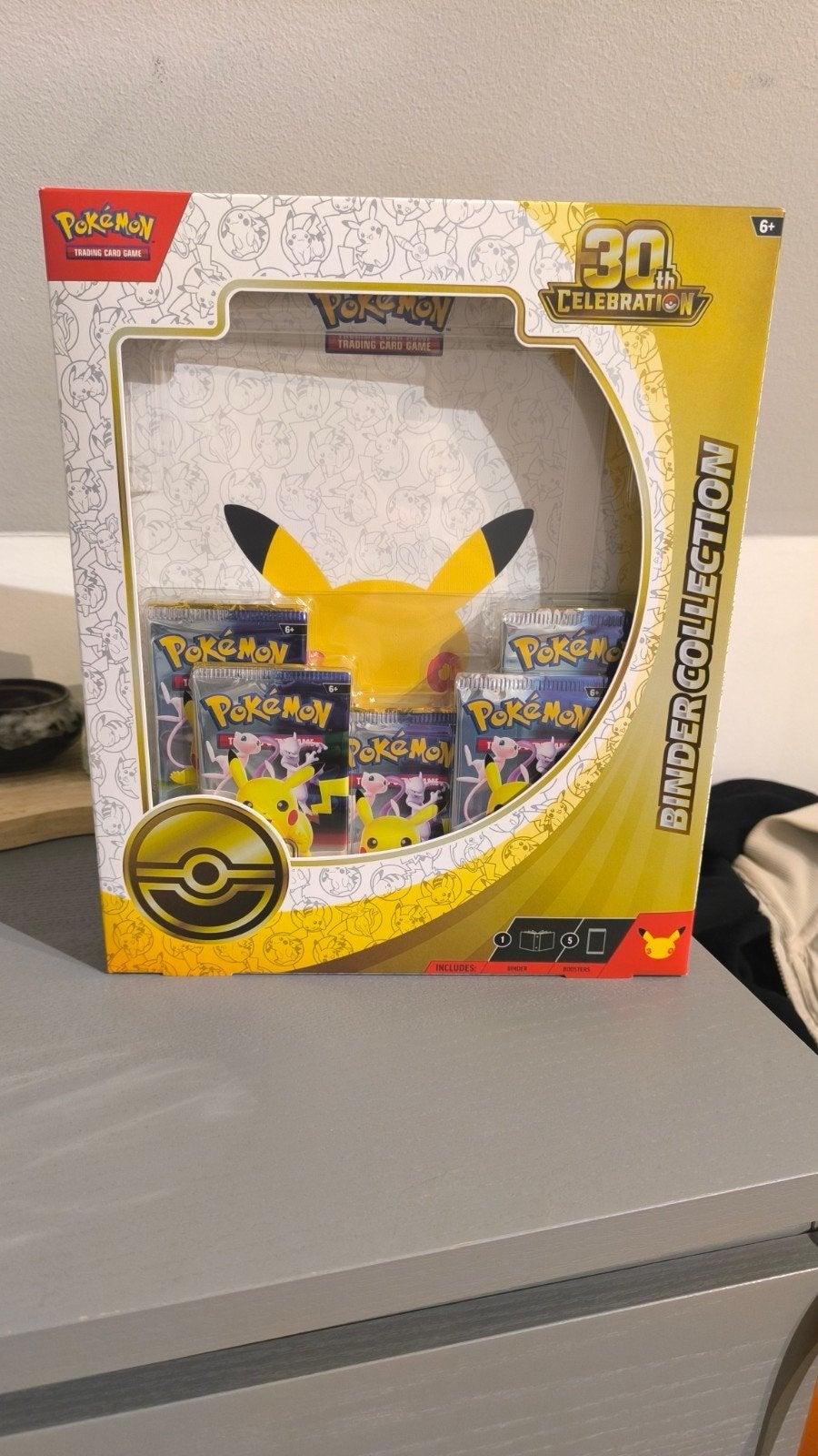 Pokemon 30th anniversary Binder collection, Hobby & Loisirs créatifs, Enlèvement