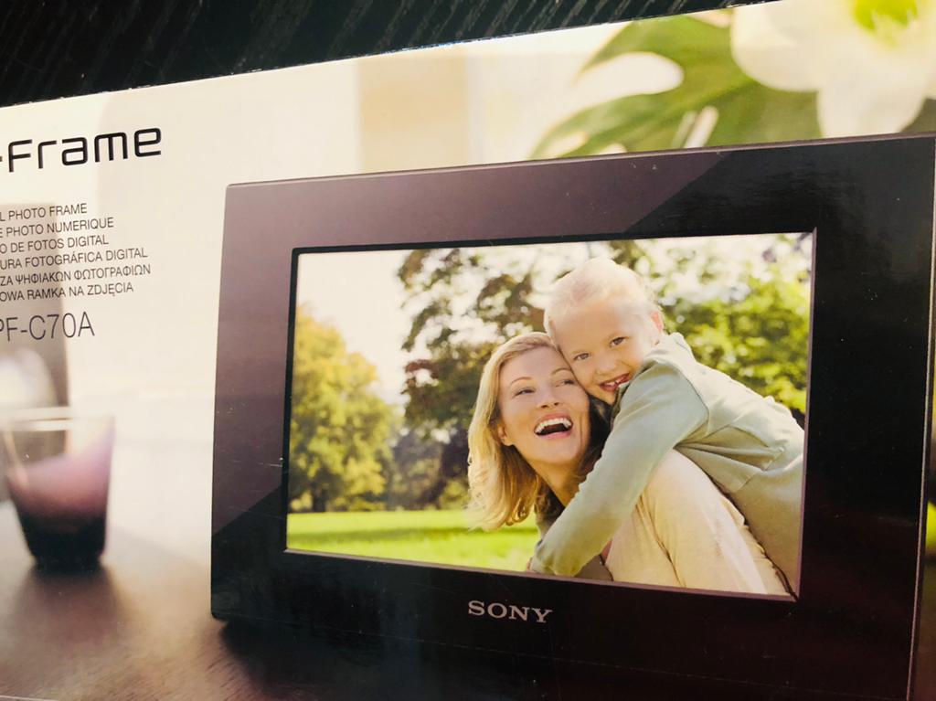 SONY digitale FOTOkader, Audio, Tv en Foto, Foto | Digitale fotokaders, Ophalen, Nieuw