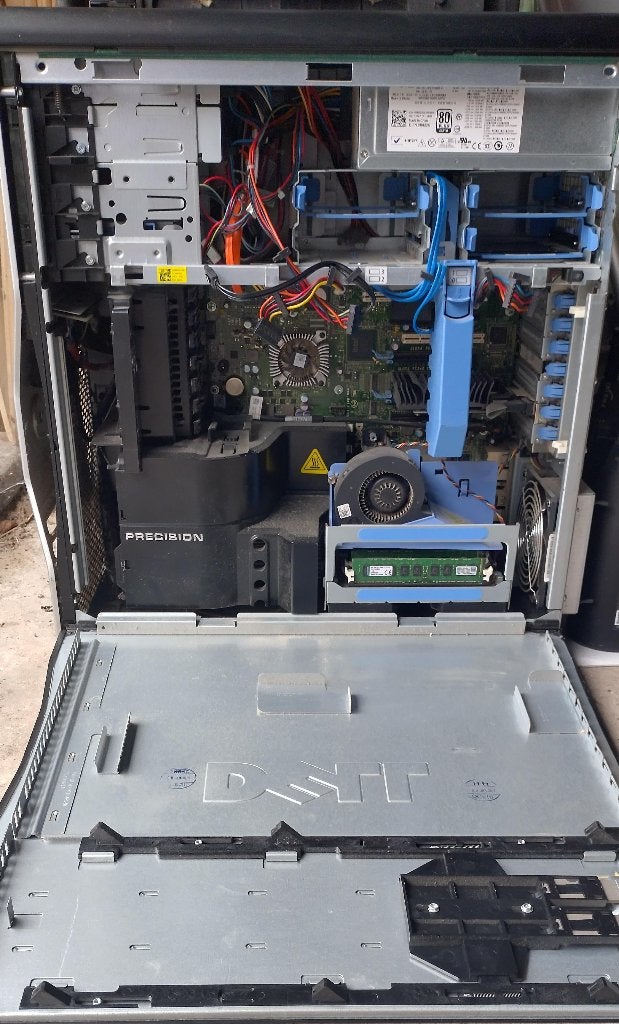 Dell Precision T7500 Workstation/Server dual Xeon, 32GB RAM, Ophalen, Gebruikt, 32 GB, 1 TB