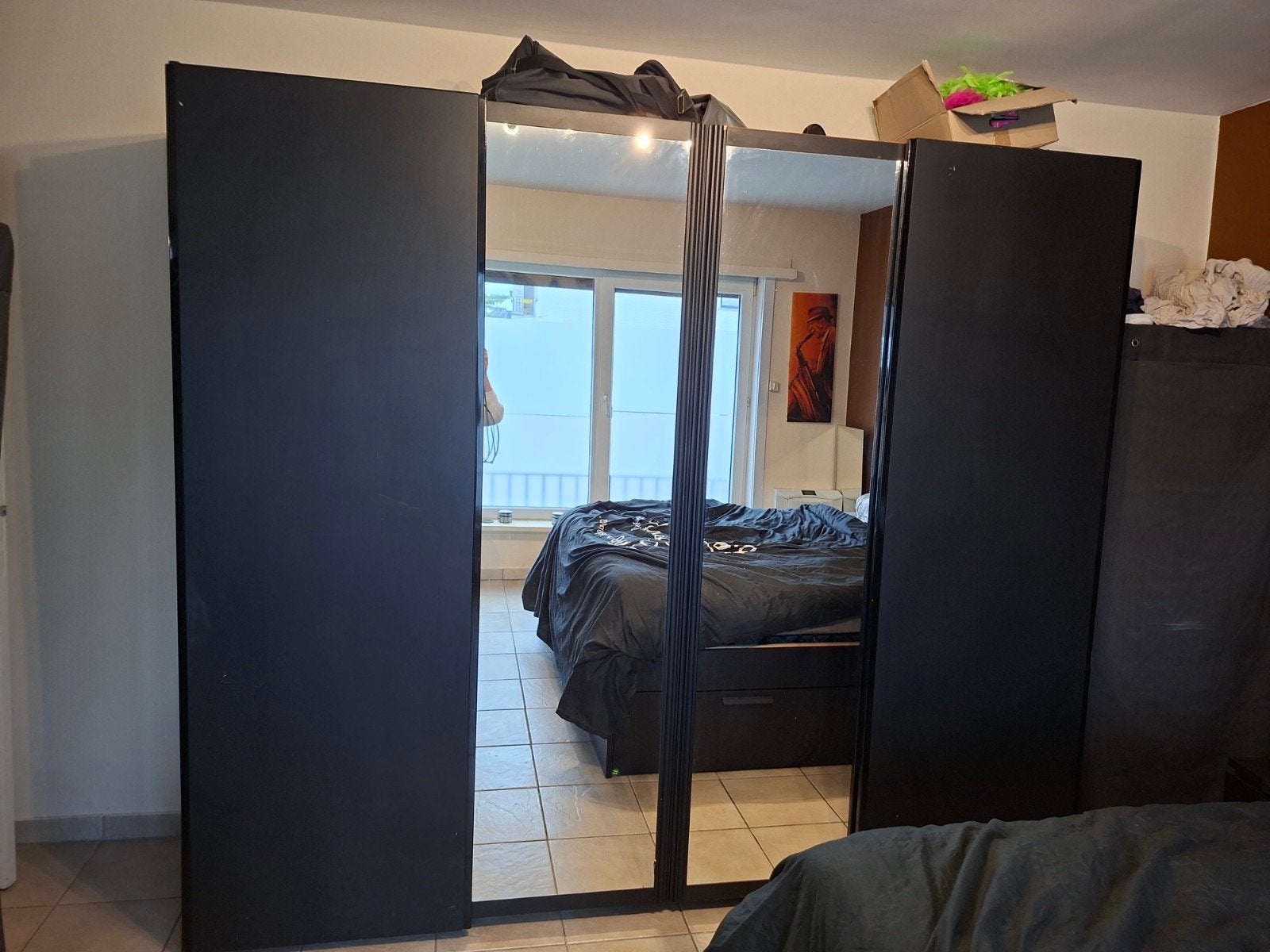 Kwalitatieve, zwarte kleerkast met 2 spiegeldeuren, Huis en Inrichting, Ophalen, Overige materialen, Met deur(en), Gebruikt