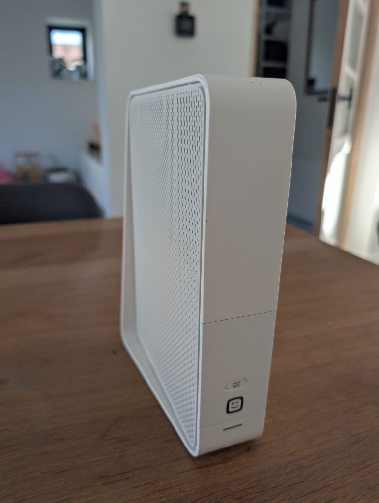 Telenet wireless modem/gateway CH7465LG-TN, Informatique & Logiciels, Routeurs & Modems, Enlèvement ou Envoi, Comme neuf, Routeur