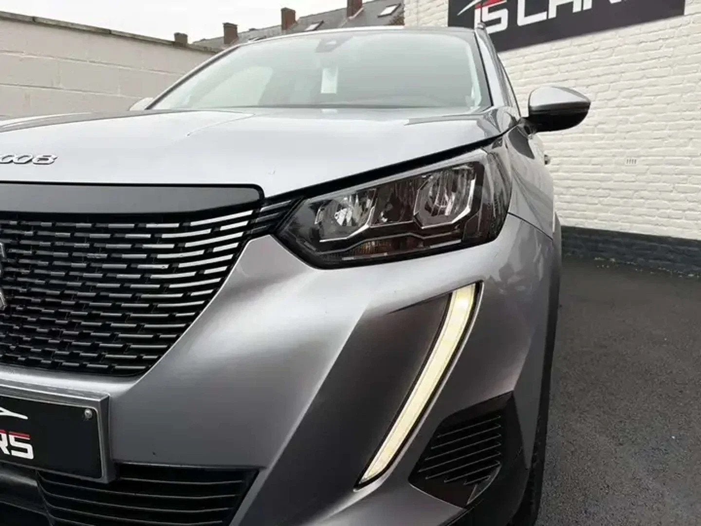 Peugeot 2008 1.2i *1er PROPRIETAIRE*GPS*CAMERA*AIRCO*LUMIERE, Autos, Achat, Euro 6, Entreprise, Boîte manuelle